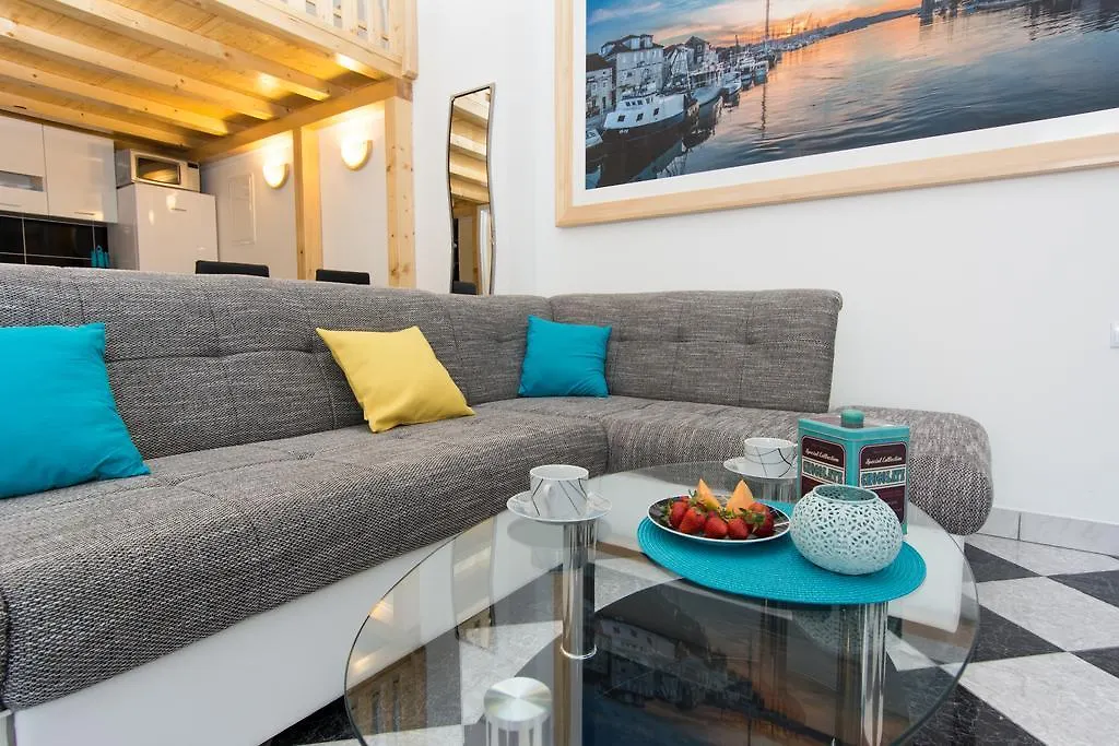 Apartments Storia Trogir