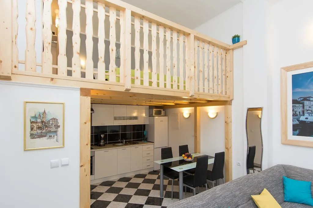 Apartments Storia Trogir Croatia