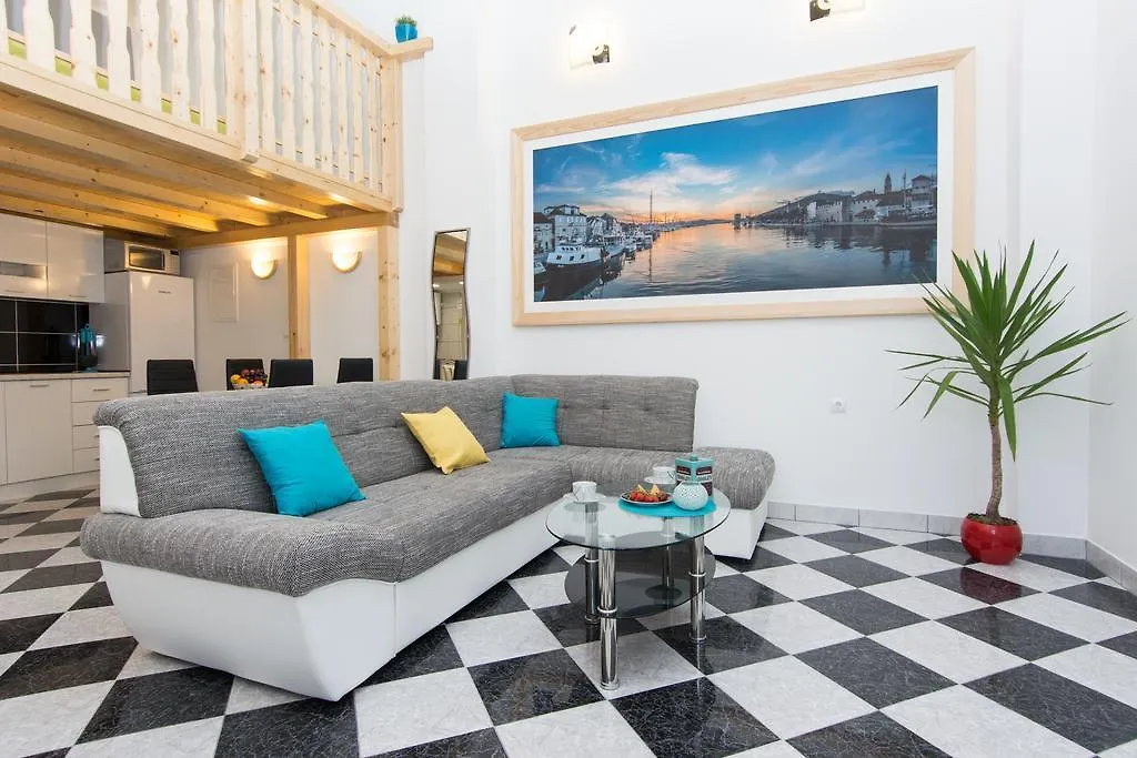 Apartments Storia Trogir 0*,  Croatia