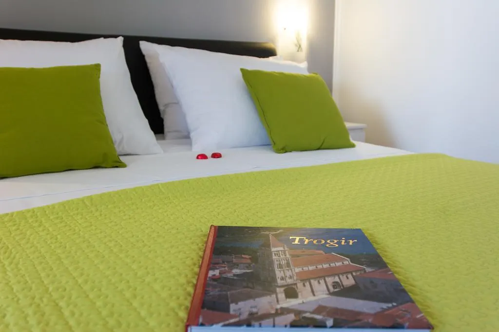 Apartments Storia Trogir 0*,  Croatia