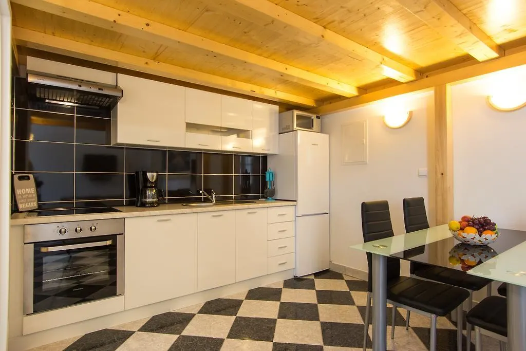Apartments Storia Trogir