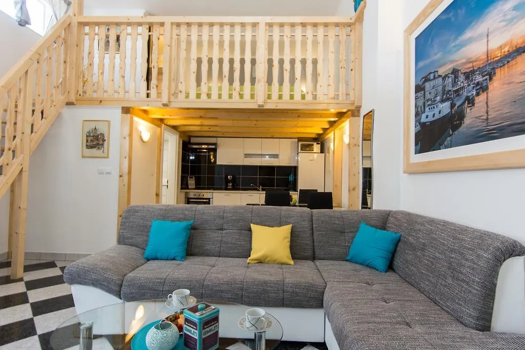 Apartments Storia Trogir