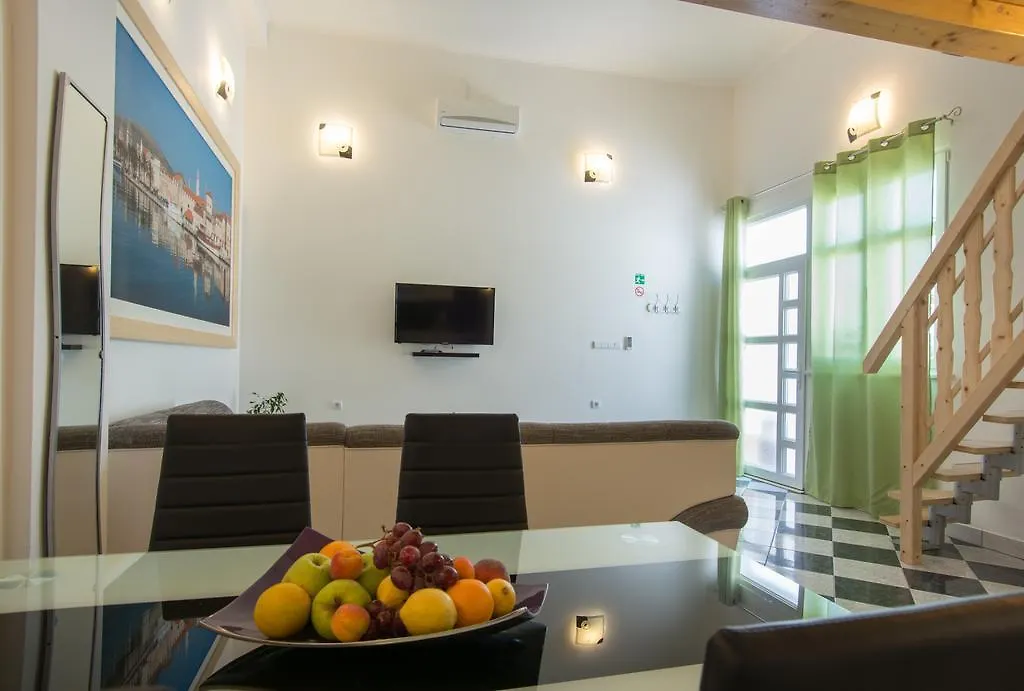 Apartments Storia Trogir