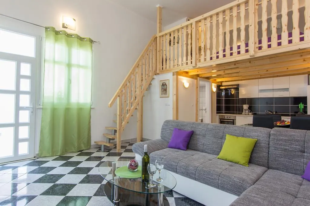Apartments Storia Trogir Croatia