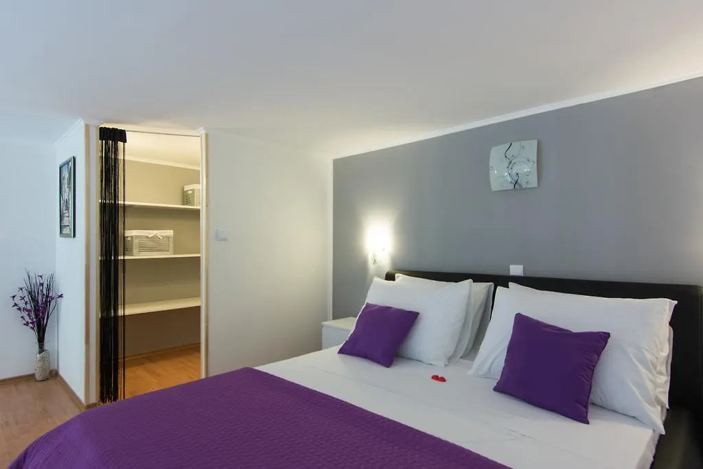 Apartments Storia Trogir