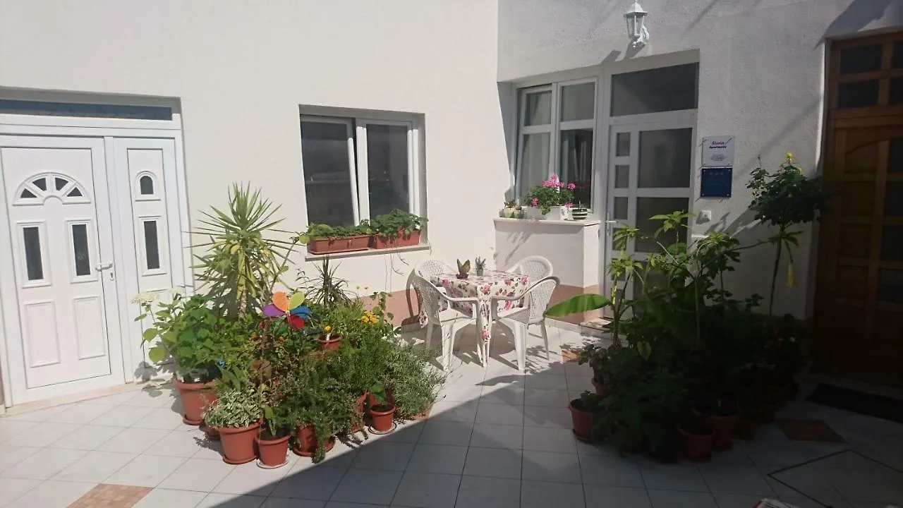 Apartments Storia Trogir